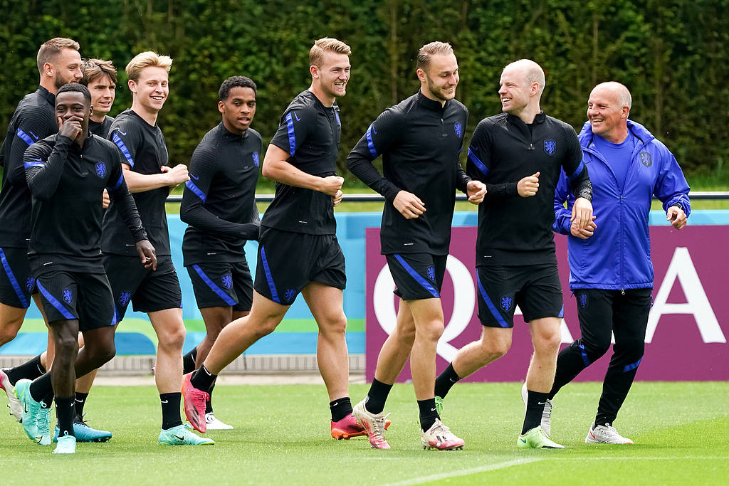 托特纳姆热刺vs卢顿-米兰娱乐体育